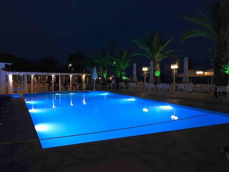 Κάμπινγκ Aigeas Camping Nea Kallikrateia
