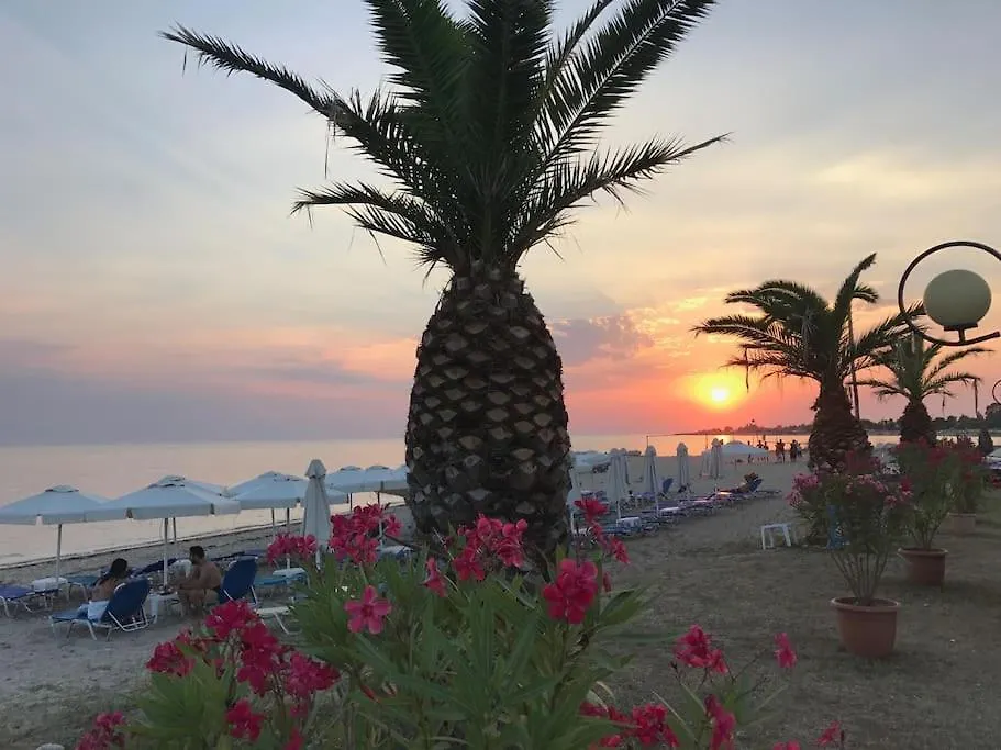 Aigeas Camping Nea Kallikrateia Κάμπινγκ