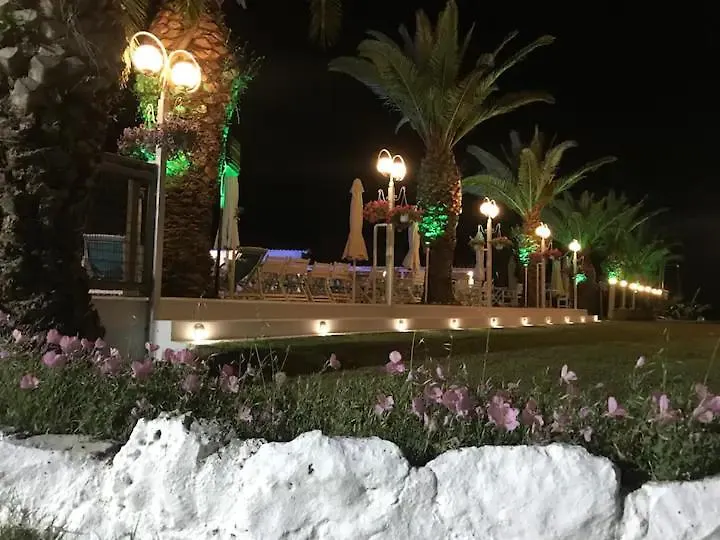 Aigeas Camping Nea Kallikrateia Grécia