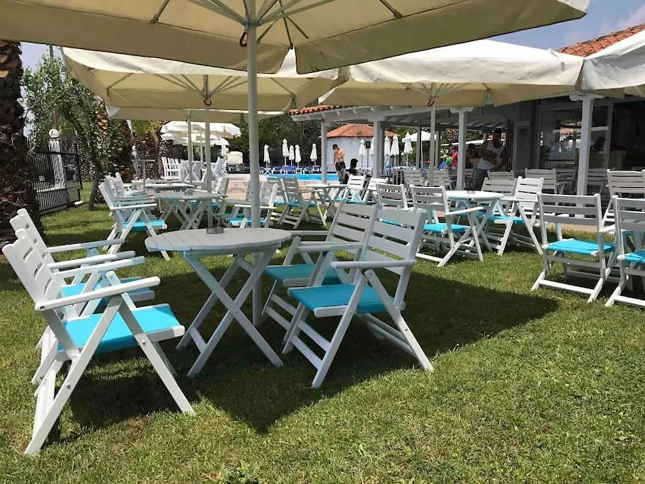 Aigeas Camping Nea Kallikrateia