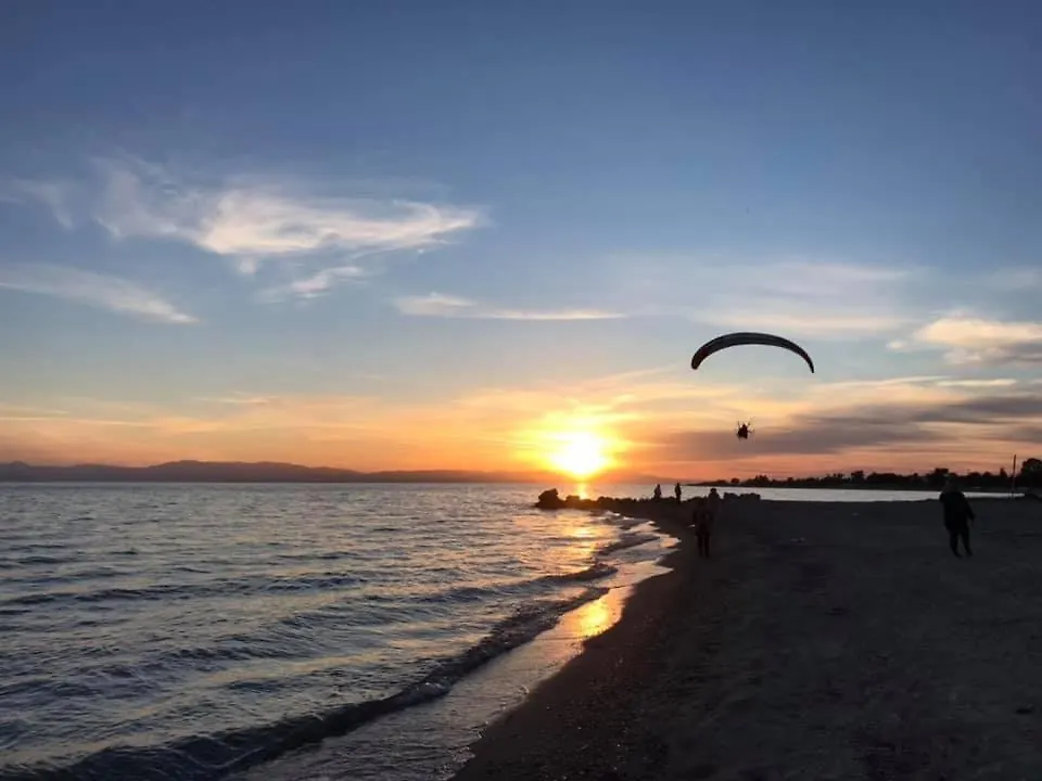Κάμπινγκ Aigeas Camping Nea Kallikrateia