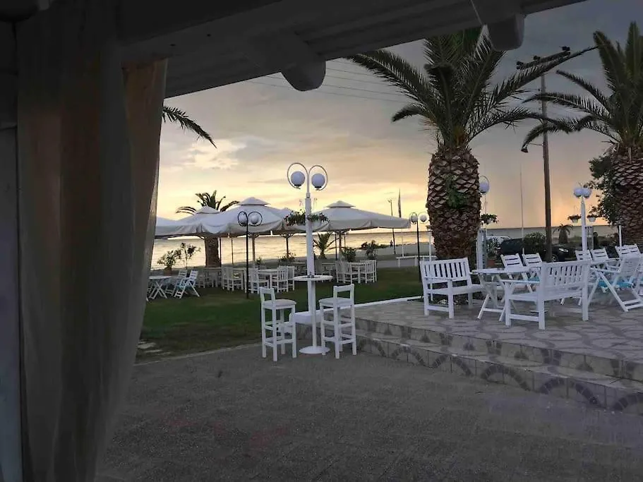 Aigeas Camping Nea Kallikrateia Campsite